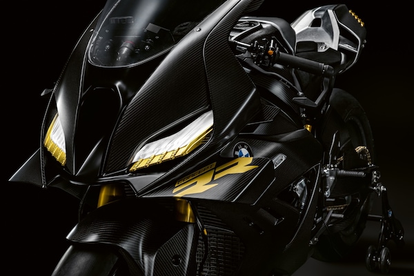 BMW Concept RR: la superbike del futuro debutta a Villa d'Este