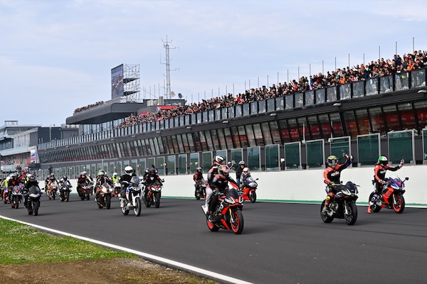 Aprilia All Stars porta i piloti MotoGP a Misano: tutti i dettagli dell'evento