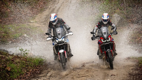 L'Honda CRF1100L Africa Twin guida l’Adventure Roads 2025 da Roma a Istanbul