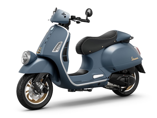 Vespa Officina 8: le foto del tributo alla Primavera e alla GTV