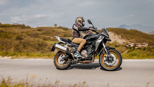 QJMotor, promo estiva su SRT 700SX e SRT 700S: tutti i dettagli