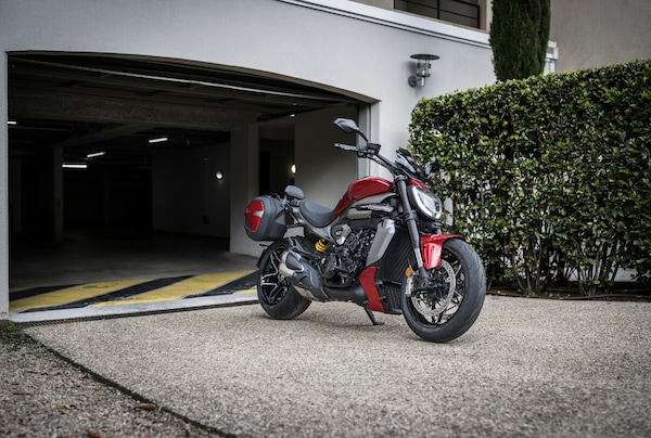 Ducati, Multistrada V2 e XDiavel V4: la lista accessori per personalizzare il piacere di guida