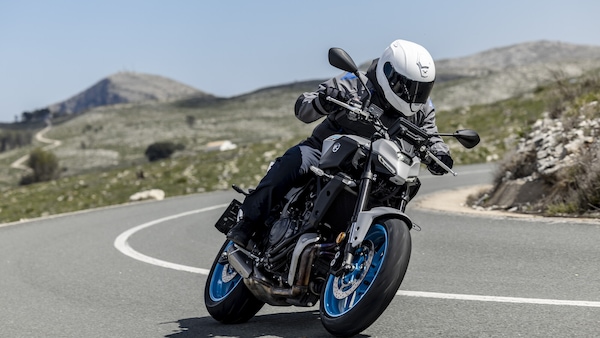 Yamaha MT-07 e MT-07 Y-AMT: le opinioni di InMoto "fuori dai denti"