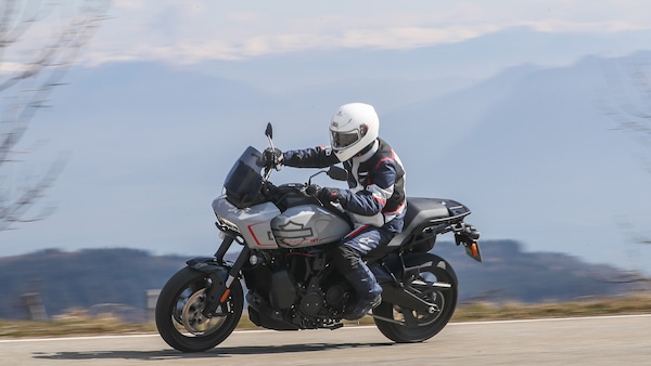 Harley-Davidson Pan America 1250 ST: le opinioni di InMoto "fuori dai denti"