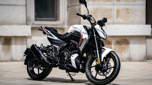 Morbidelli F125: eleganza sportiva in formato A1