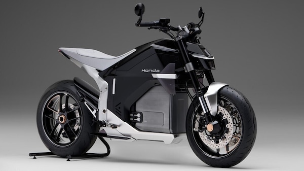 Honda, arriva la nuova EV FUN: la naked elettrica pronta al debutto