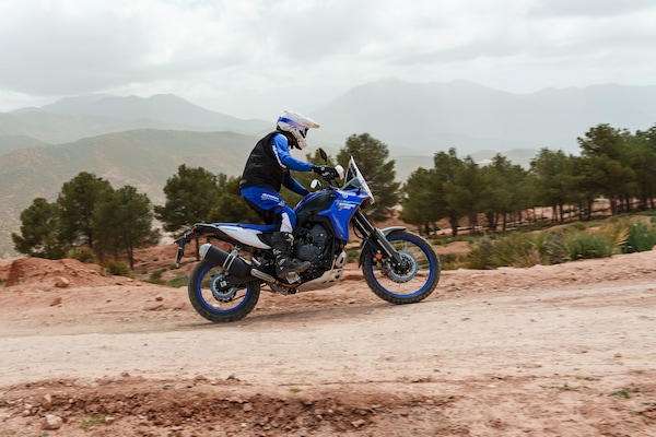 Yamaha Ténéré 700 standard e Rally: per chi è (e per chi non è)