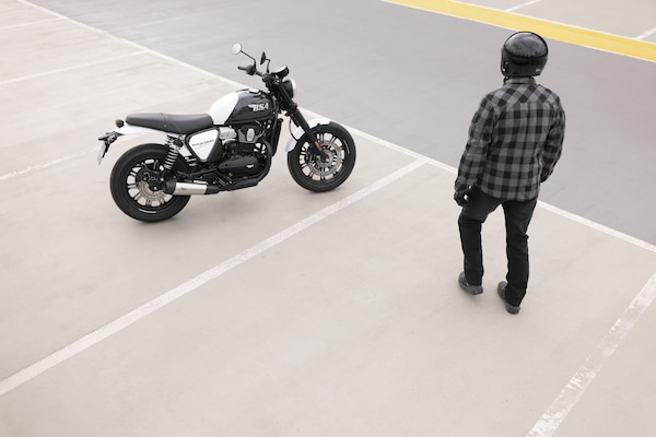 BSA Bantam 350: le foto della nuova roadster classic