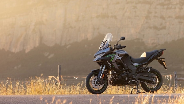 Kawasaki: nuove colorazioni 2026 per la Versys 1100