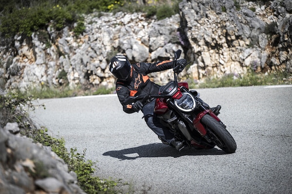 Ducati XDiavel V4: per chi è (e per chi non è)