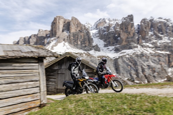 Honda CRF300 Rally vs Voge Valico 300 Rally: le foto della sfida | Alpen Masters 2025