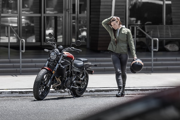 Kawasaki: nuove colorazioni 2026 per le Vulcan S, Eliminator 500 e Z650RS