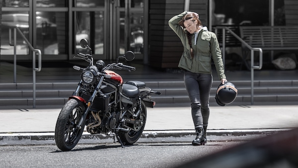 Kawasaki: nuove colorazioni 2026 per le Vulcan S, Eliminator 500 e Z650RS