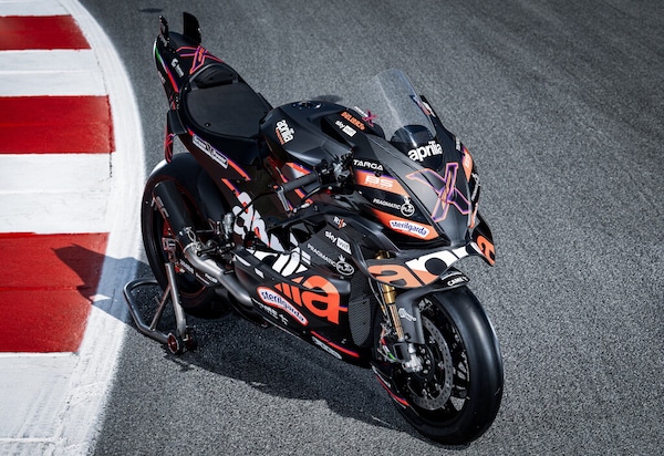RSV4 X-GP: ecco la moto estrema di Aprilia Racing