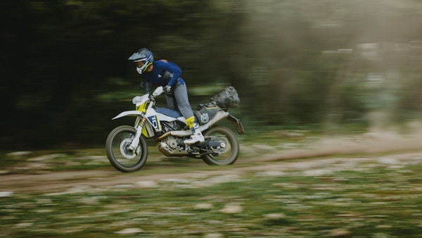 Husqvarna 701 Enduro e Supermoto 2026: LE FOTO