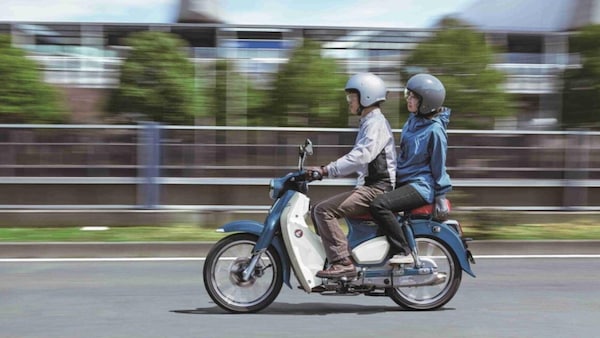 Noleggio scooter all'estero: a cosa fare attenzione per evitare guai