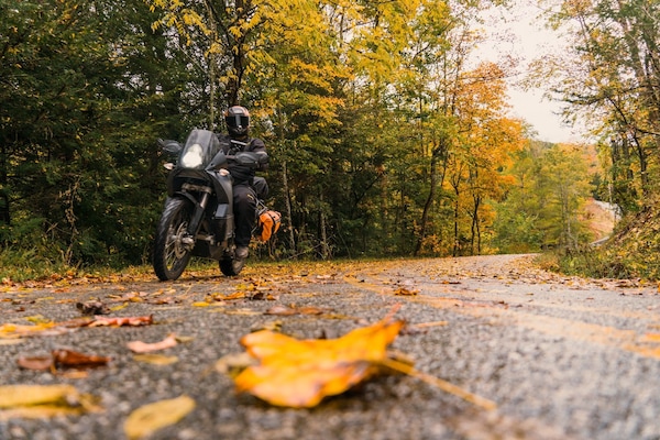 Se non vai in moto in autunno godi solo a metà