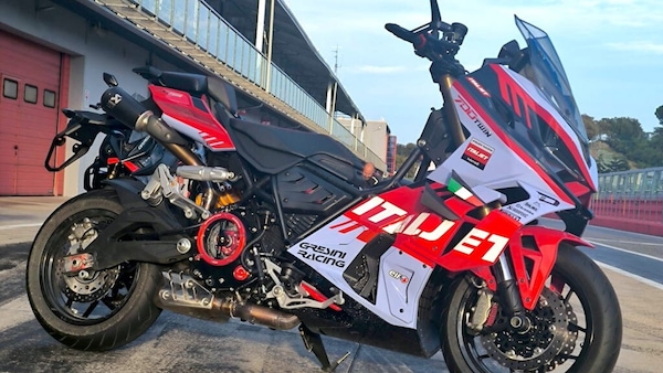 Dragster 700 Twin: debutto a Imola per il nuovo Italjet da 68 CV