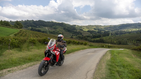 Moto Morini X-Cape 1200: le foto del test