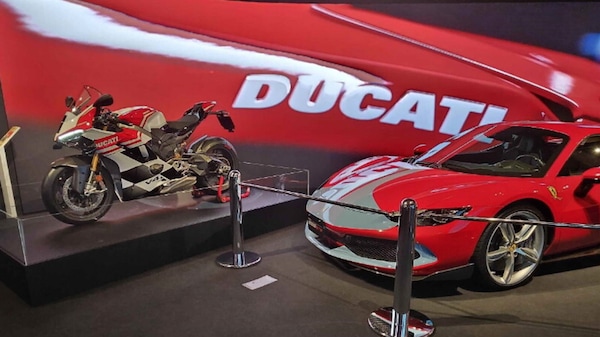 Ducati e Ferrari portano la Motor Valley in Giappone: protagoniste all’Expo di Osaka