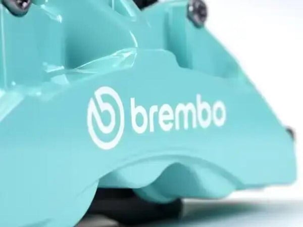 Brembo, la frenata diventa... verde: pinze freno in alluminio 100% riciclato