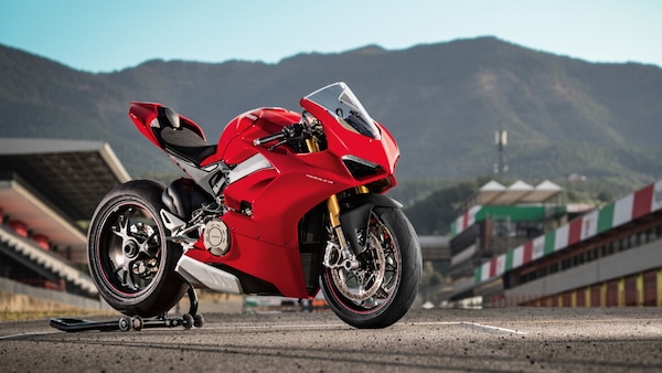 Ducati: richiamo di sicurezza per le Panigale V4 e Streetfighter V4