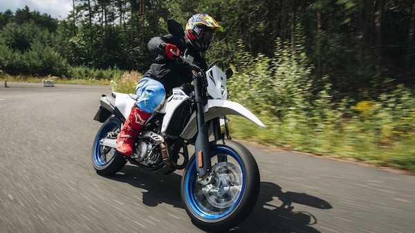 Suzuki DR-Z4SM: le opinioni di InMoto "fuori dai denti"