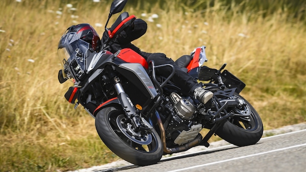 QJ Motor SRT 700 S: per chi è (e per chi non è)