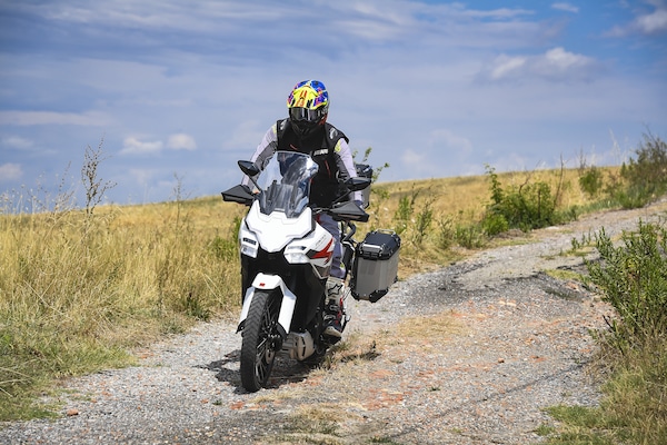 Zontes ZT703-F: per chi è (e per chi non è)