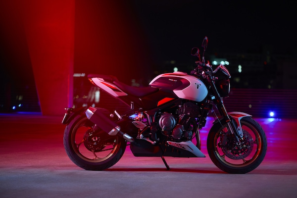 Triumph Trident 800: cuore e muscoli