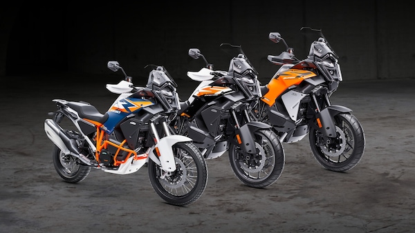 KTM, arriva la nuova gamma 1390 Super Adventure: le ammiraglie pronte al debutto