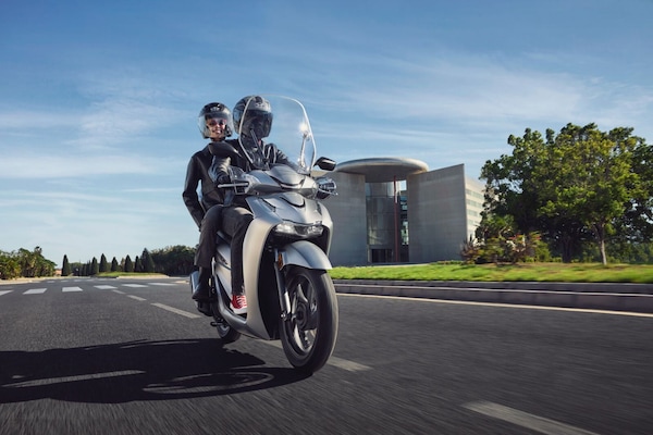 Honda SH125i e 150i: le foto degli scooter presentati ad EICMA 2025