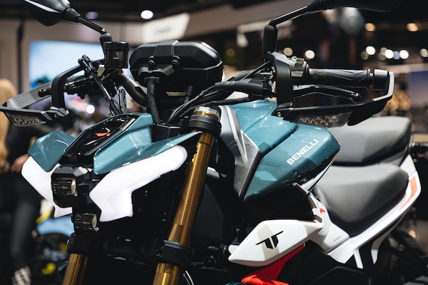 EICMA 2025, Benelli TNT 550: naked stilosa e sportiva per il 2026