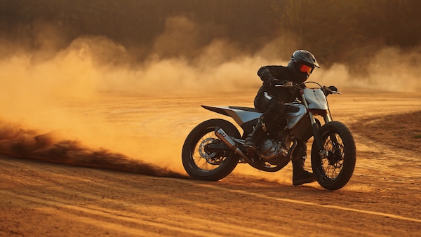 EICMA 2025, debutta DAST: la tecnologia che adatta la rigidità del telaio al pilota