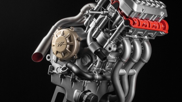 MV Agusta e la rivoluzione a "Cinque Cilindri": è sfida su potenza, leggerezza e innovazione