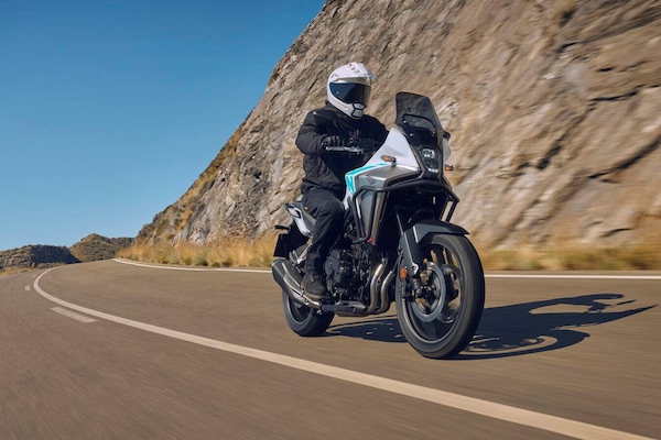 Honda NX500: le foto della versione 2026