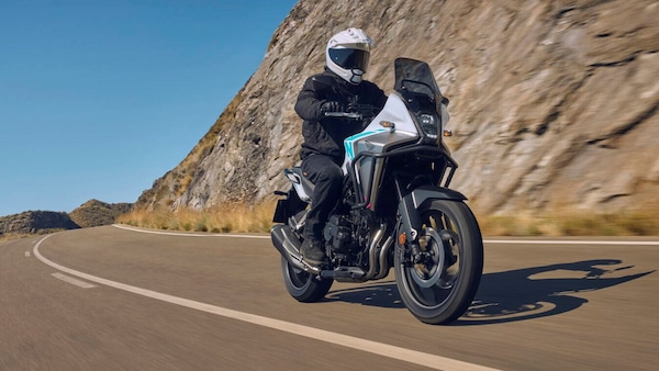 Honda NX500: le foto della versione 2026