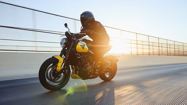 Doppia vita per il nuovo motociclismo, Everyday Fun: dalla città alle colline, senza compromessi