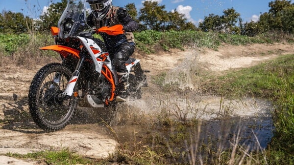 Test KTM 390 Adventure R: giochi senza frontiere