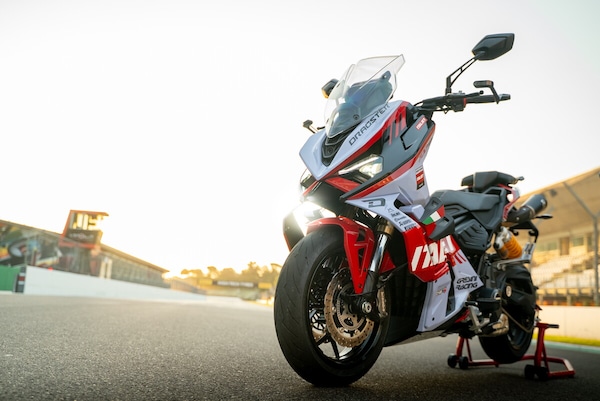 Italjet Dragster 700 Twin Limited Edition Team Gresini: le foto