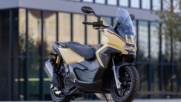 UM Rockville 125: arriva in Italia il nuovo maxiscooter compatto