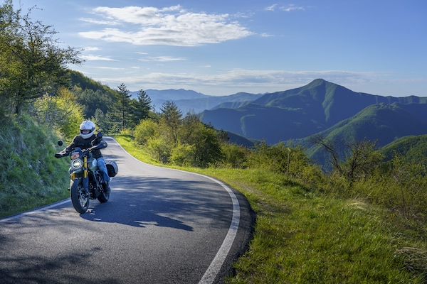 MOTOTREK500 2026: 500 km in un giorno, dagli Appennini al mare passando per quattro regioni