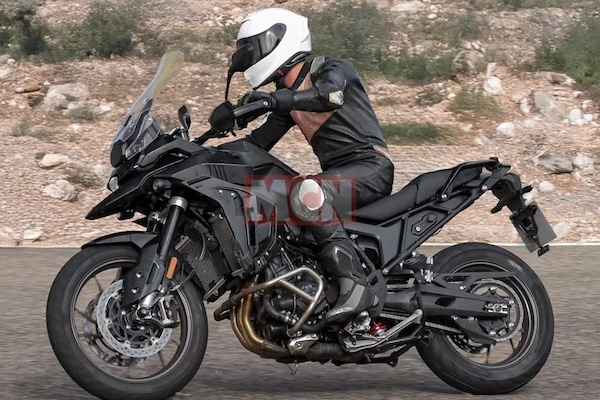 Triumph, prossima Tiger 950: cosa bolle in pentola a Hinckley