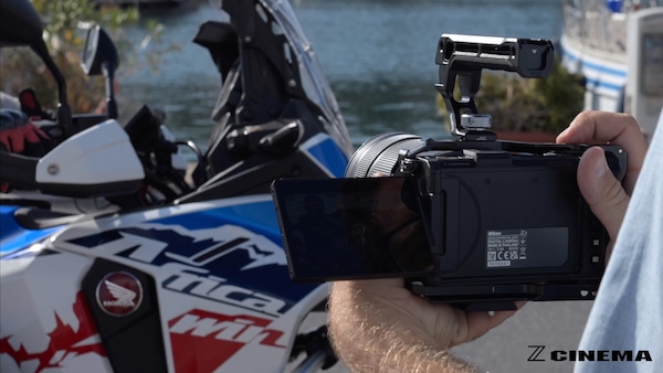 Nikon ZR in off-road: tra moto, cinema e paesaggi liguri