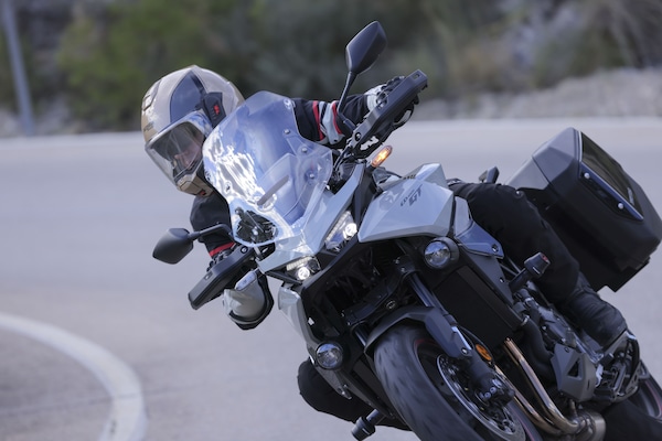 Honda CB1000GT: le opinioni di InMoto "fuori dai denti"