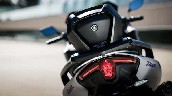 Perchè i maxiscooter premium non sono più popolari? Ascesa e declino di un fenomeno culturale