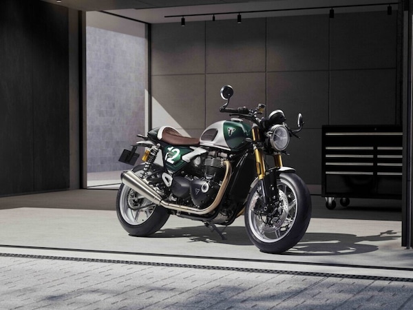 Triumph: il video presentazione della Speed Twin 1200 Café Racer Edition
