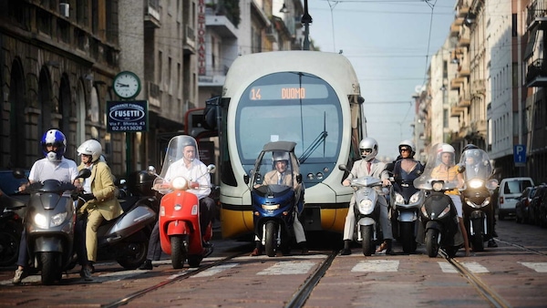 Le due ruote sono fondamentali per la mobilità urbana... la sicurezza un po' meno