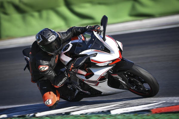Zontes 703 RR : le foto della comparativa delle sportive cinesi