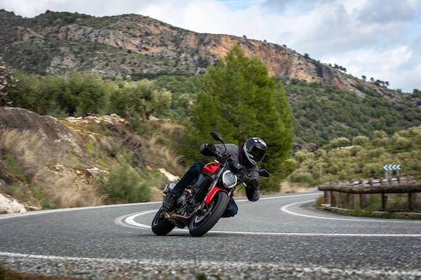 Ducati Monster: le foto della prova